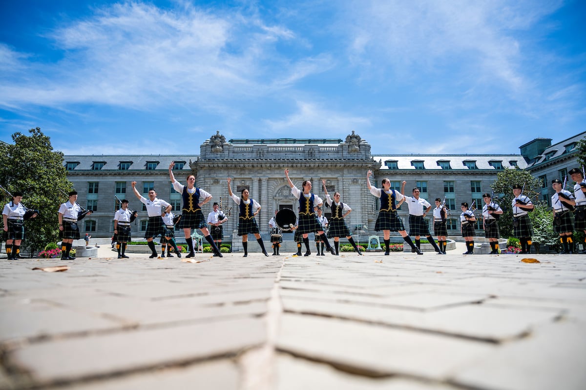 USNA_Commissioning_Week_Pipes & Drums